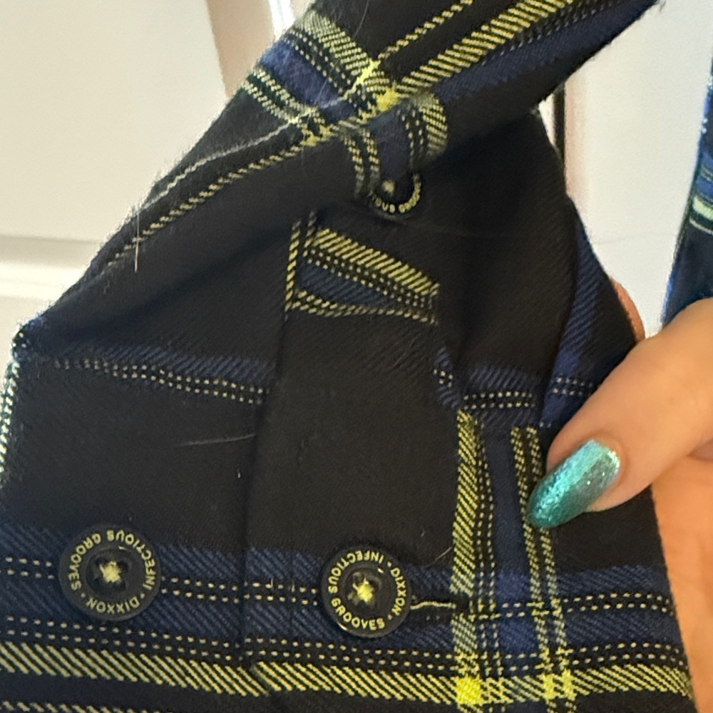 EUC Dixxon Infections Grooves Women’s Plaid Button-Up Flannel Shirt Size Large - Picture 3 of 8